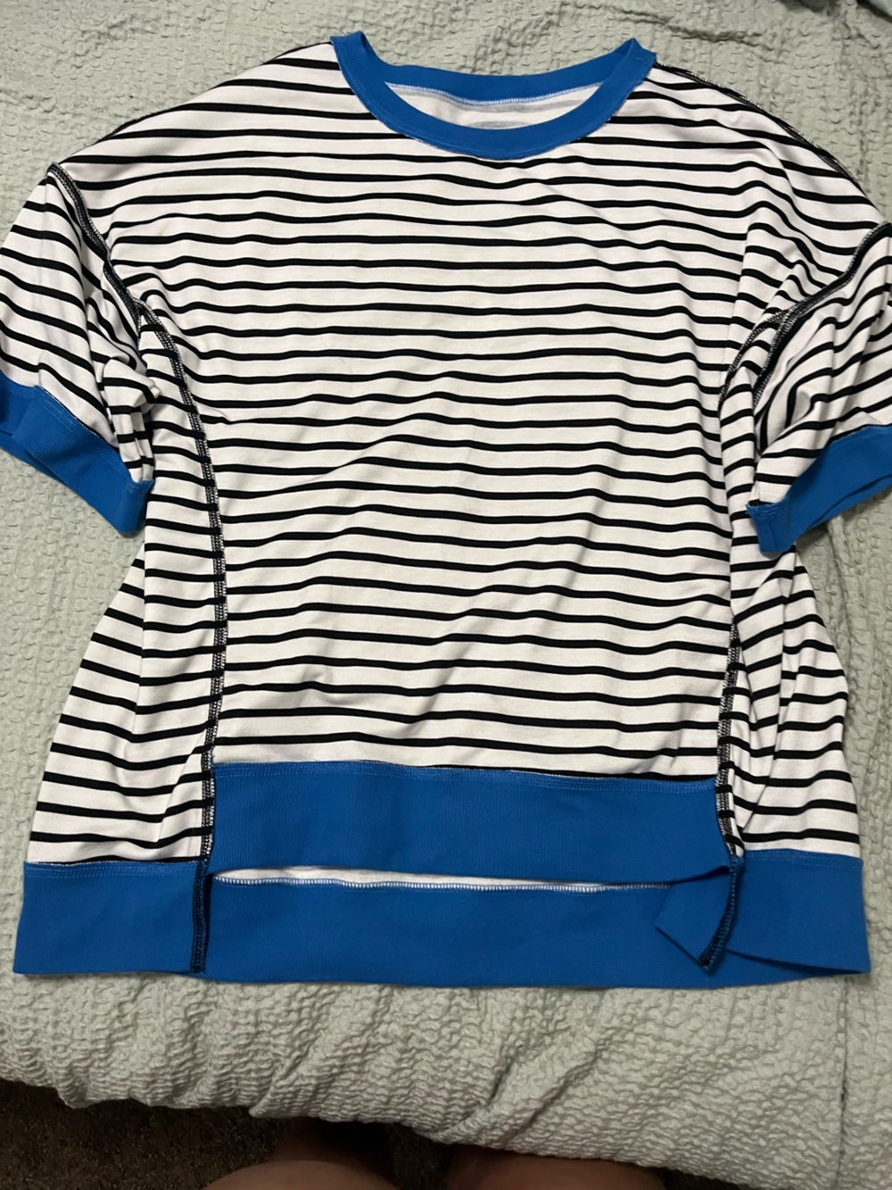 oversized stripped tee